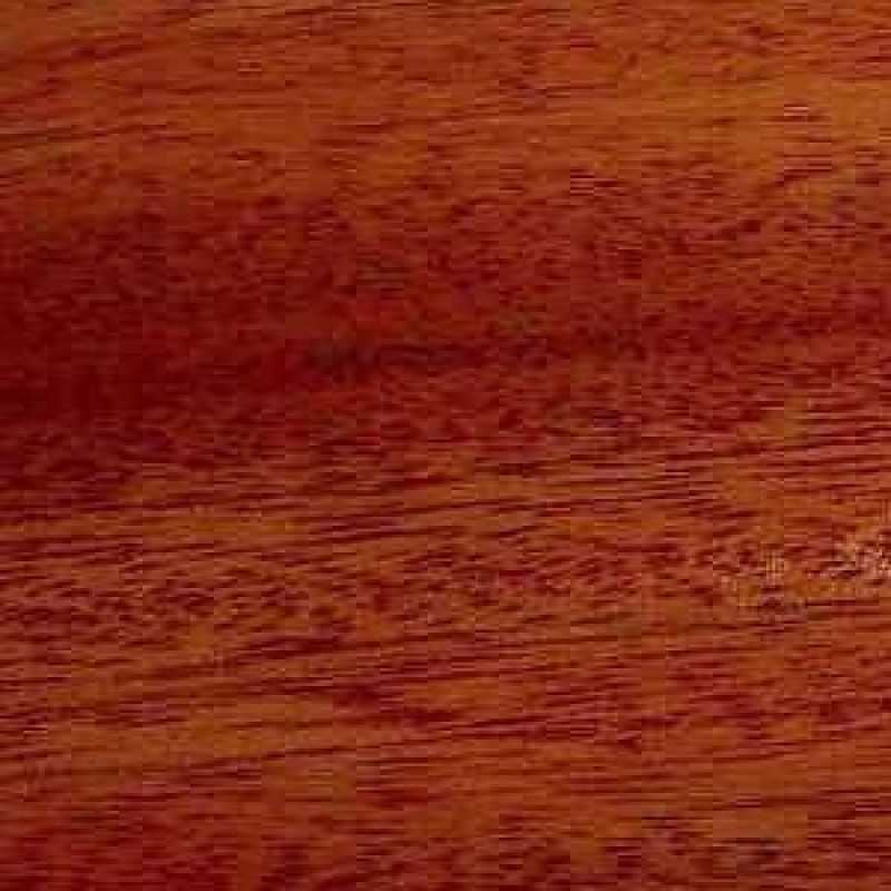 Madera con mancha color caoba (guinda) Stock Photo