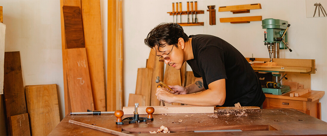 Tallar la madera como afición: qué es, aprender y practicar