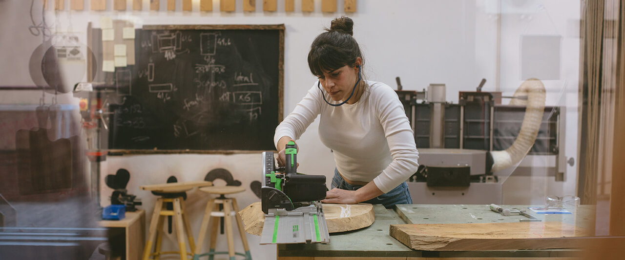 Isabel Obreo y su proyecto de vida: una artesana de la ebanistería